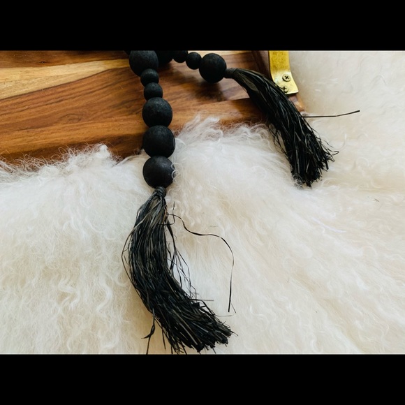 Wood Beads with Raffia Tassel - Picture 4 of 5